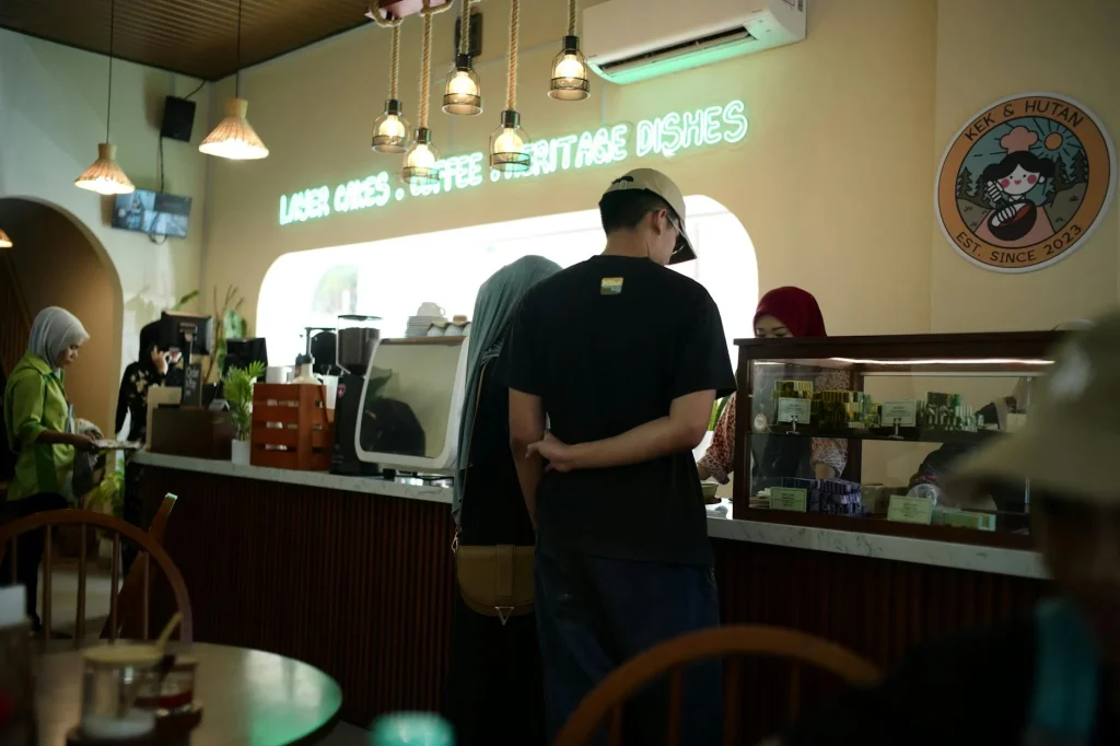 Itinerary Batam Terlengkap: Hari 2 – Belanja & Wisata Kota