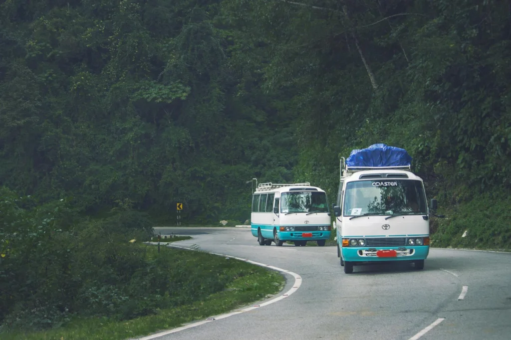 Layanan Sewa Bus Pariwisata Batam Kami: Kualitas Tanpa Kompromi