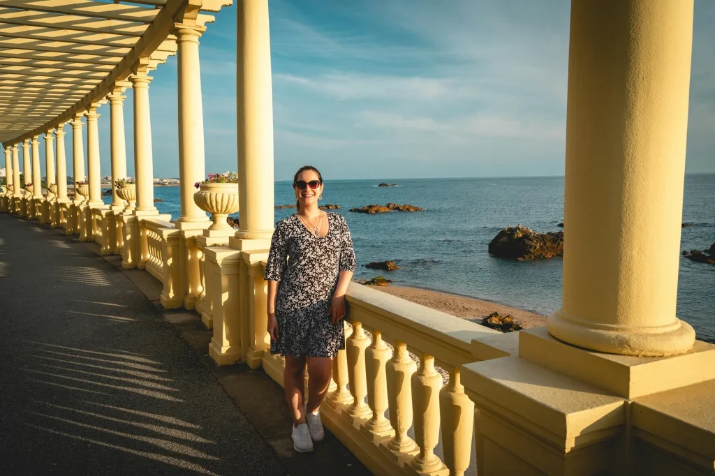 Happy Tourist Relaxing Travel