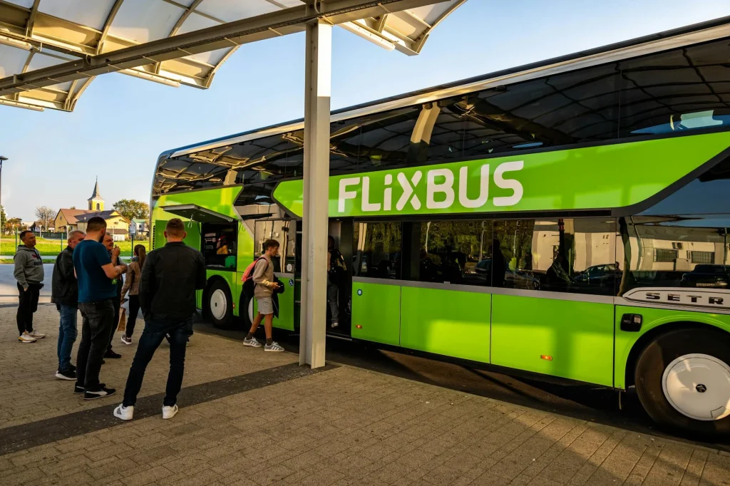 Tourist Bus Corporate Event Family Vacation
